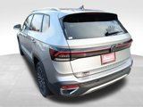 New 2025 Volkswagen Taos SE image 3