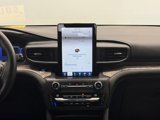 Used 2020 Ford Explorer Platinum w/ Premium Technology Package image 4