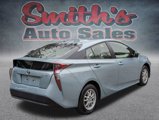 Used 2018 Toyota Prius Three image 6