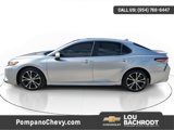 Used 2019 Toyota Camry LE image 3
