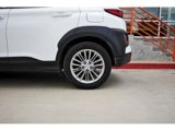 Used 2021 Hyundai Kona SEL image 6