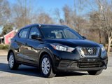 Used 2019 Nissan Kicks S image 3
