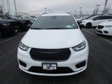 New 2024 Chrysler Pacifica Touring-L w/ S Appearance Package image 2