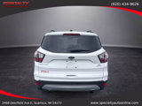 Used 2017 Ford Escape SE w/ Equipment Group 201A image 4