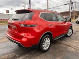 Used 2017 Nissan Rogue SV image 5