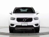 Used 2022 Volvo XC40 T5 Momentum w/ Premium Package image 2