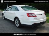 Used 2018 Ford Taurus SEL image 3