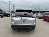 Used 2018 Ford Edge SE image 4