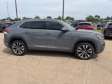 Used 2020 Volkswagen Atlas Cross Sport SEL Premium R-Line image 4