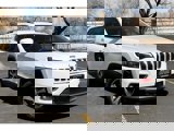 Used 2019 Jeep Cherokee Limited image 2