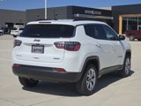 New 2025 Jeep Compass Latitude image 4