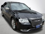Used 2017 Chrysler 300 C image 5