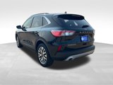 Used 2021 Ford Escape Titanium image 3