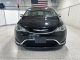 Used 2018 Chrysler Pacifica Limited w/ Tire & Wheel Group image 4