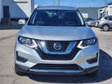 Used 2018 Nissan Rogue SV w/ Premium Package image 2