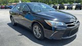 Used 2015 Toyota Camry SE image 3