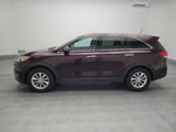 Used 2017 Kia Sorento LX image 2