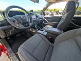 Used 2022 Nissan Frontier SV image 3