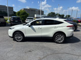 Used 2021 Toyota Venza image 4