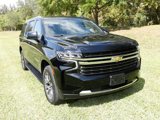 Used 2023 Chevrolet Suburban LT w/ Luxury Package image 2