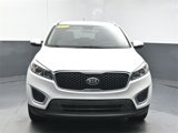 Used 2017 Kia Sorento LX image 3