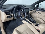 Certified 2024 Porsche Macan image 4