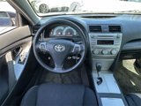 Used 2011 Toyota Camry LE image 3