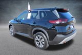 Used 2023 Nissan Rogue SV image 4