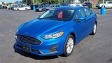Used 2019 Ford Fusion SE image 3