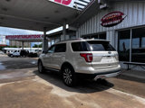 Used 2017 Ford Explorer Platinum image 2