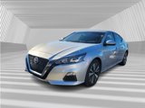 Used 2022 Nissan Altima 2.5 SV image 2