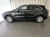 Certified 2023 Porsche Cayenne image 2