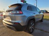 Used 2019 Jeep Cherokee Limited image 4
