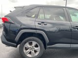 Used 2022 Toyota RAV4 XLE image 4