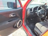Used 2016 Jeep Renegade Latitude image 6