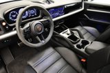 Certified 2024 Porsche Cayenne Coupe image 4