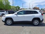 Used 2018 Jeep Cherokee Latitude w/ Cold Weather Group image 4