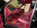 Used 1993 Lincoln Town Car Signature image 6