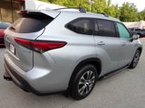 Used 2022 Toyota Highlander XLE image 4