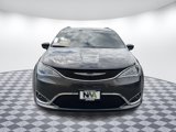 Used 2017 Chrysler Pacifica Touring-L Plus image 5