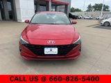Used 2022 Hyundai Elantra SEL image 3