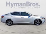 Used 2022 Nissan Sentra SV image 2