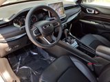 Used 2022 Jeep Compass Trailhawk image 6