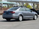 Used 2016 Volkswagen Jetta SE image 3
