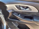 Used 2023 Chevrolet Traverse LT image 3