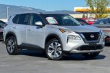 Used 2023 Nissan Rogue SV image 2