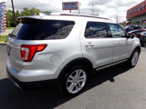 Used 2017 Ford Explorer XLT w/ Equipment Group 202A image 3