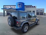 Used 2022 Jeep Wrangler Unlimited Sahara image 2