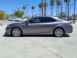 Used 2018 Toyota Camry XLE image 2