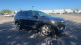 Used 2021 Jeep Cherokee Limited image 2